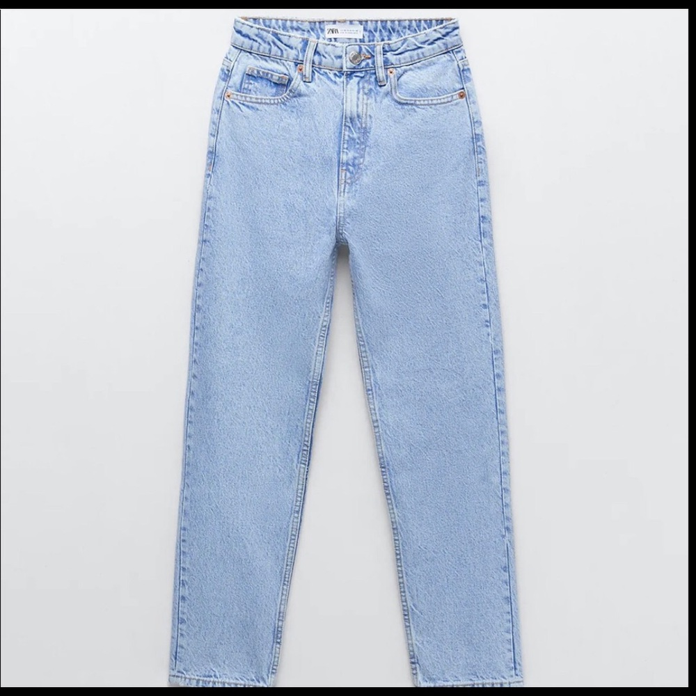 Mom fit Zara jeans